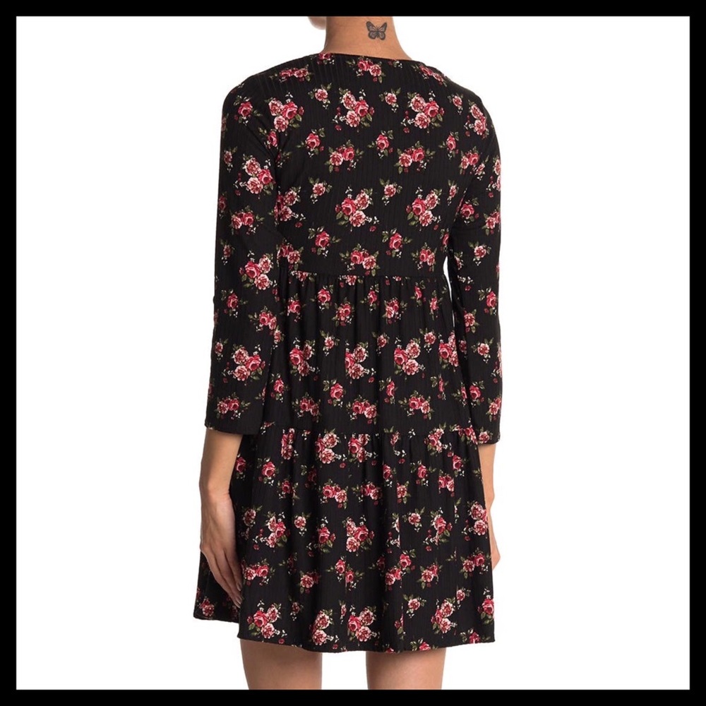 KENEDIK Floral Tiered Ruffle Rib Knit Dress - Picture 3 of 7